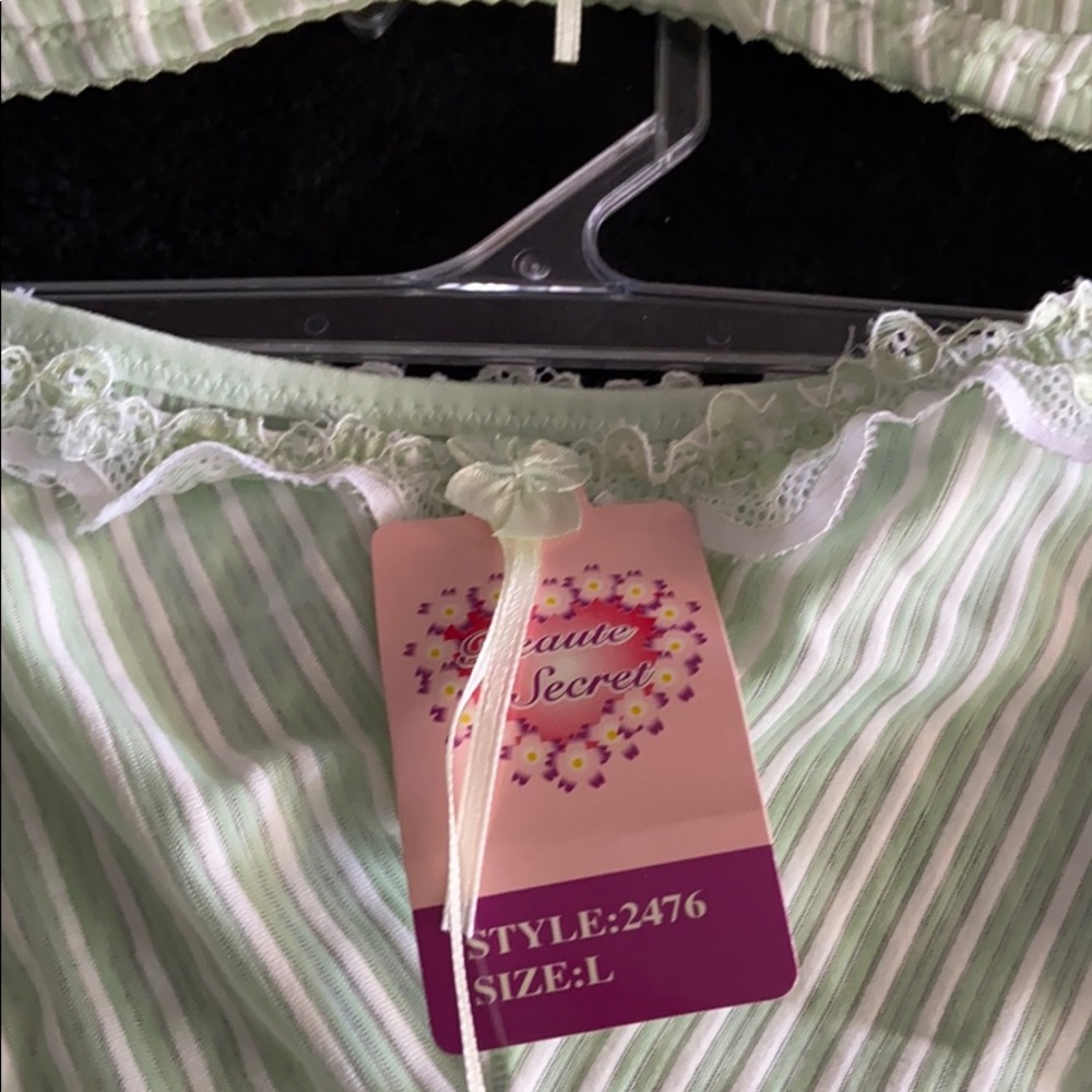 Bra set - Picture 2 of 4